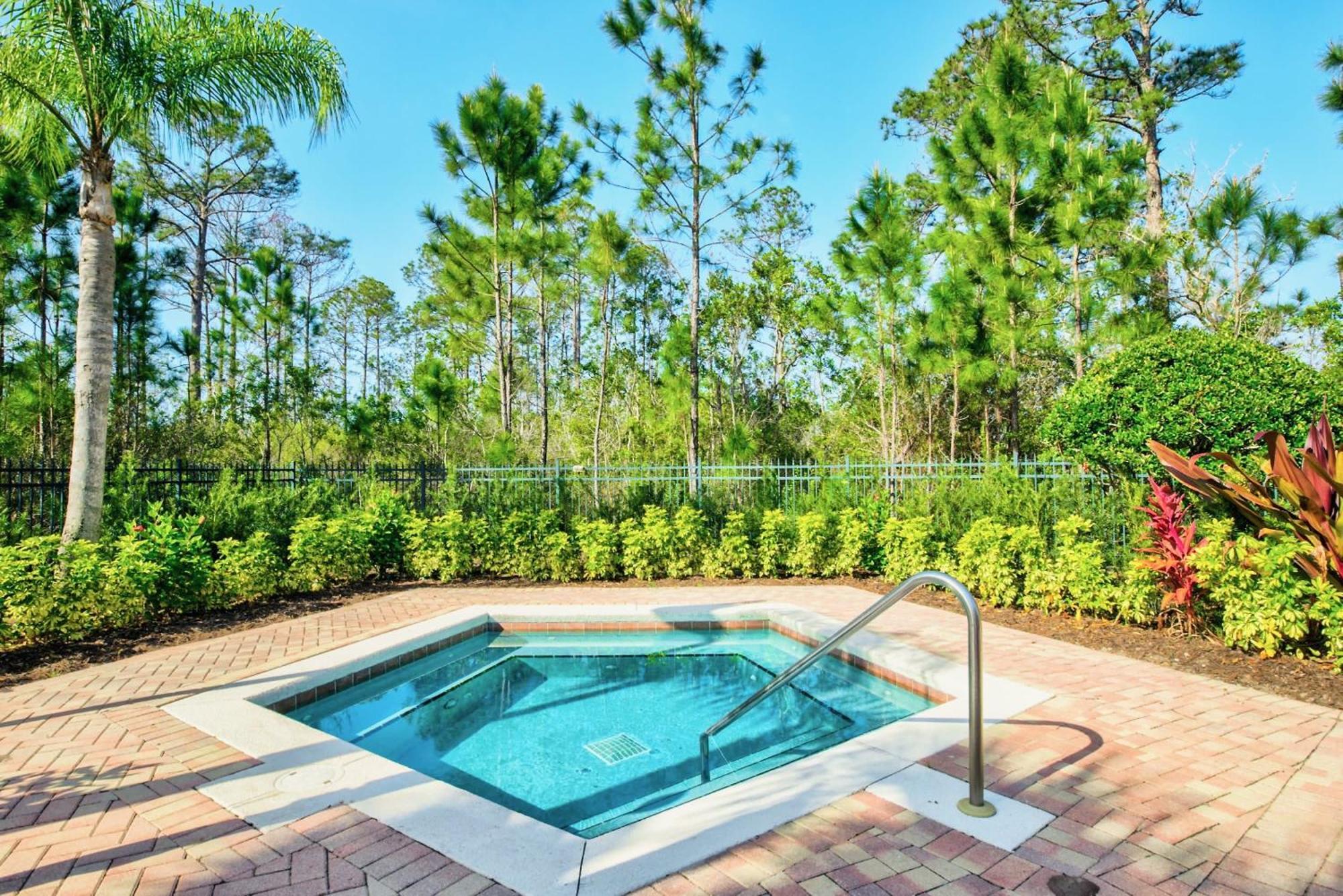 Cozy 2Br Condo - Private Balcony - Near Disney Орландо Экстерьер фото