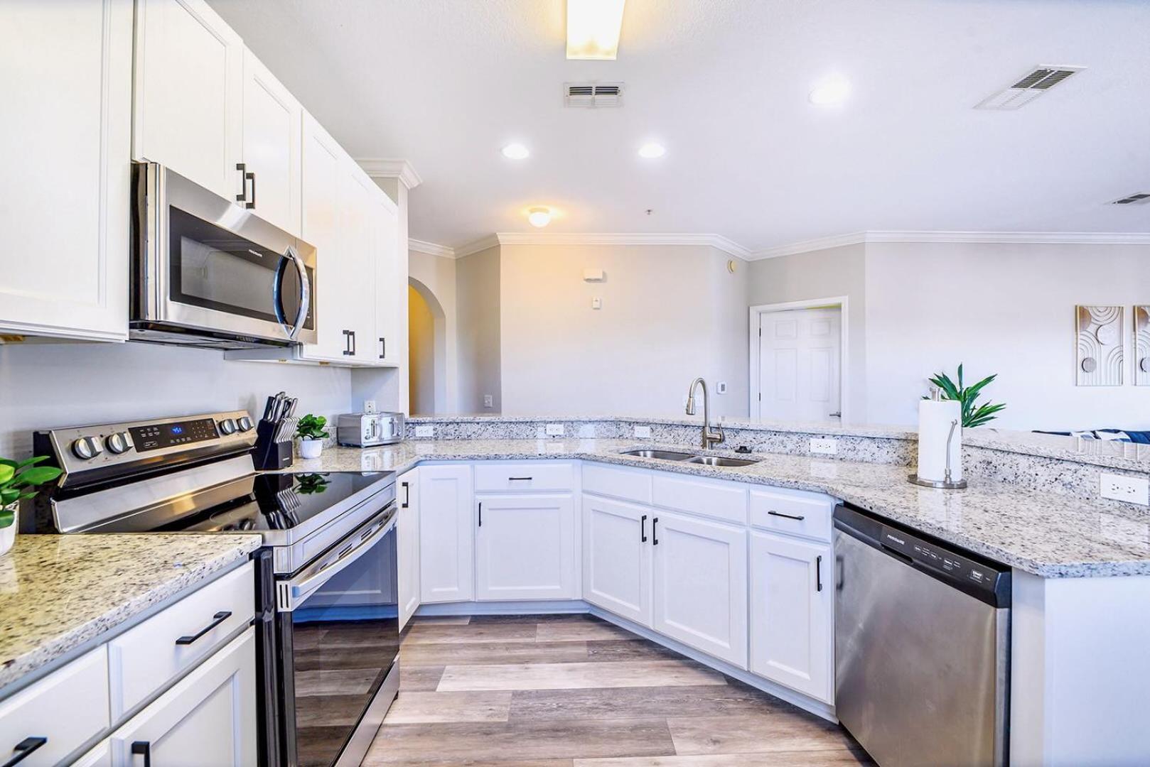 Cozy 2Br Condo - Private Balcony - Near Disney Орландо Экстерьер фото