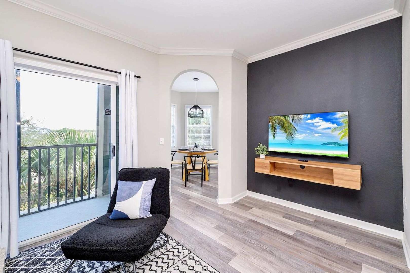 Cozy 2Br Condo - Private Balcony - Near Disney Орландо Экстерьер фото